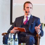 Nicolas Scheidtweiler moderiert #SoMeHB in der Schnapsfabrik mit Christian Lindner und Sascha Schubert